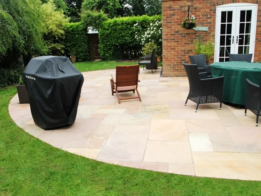 curvesandstone